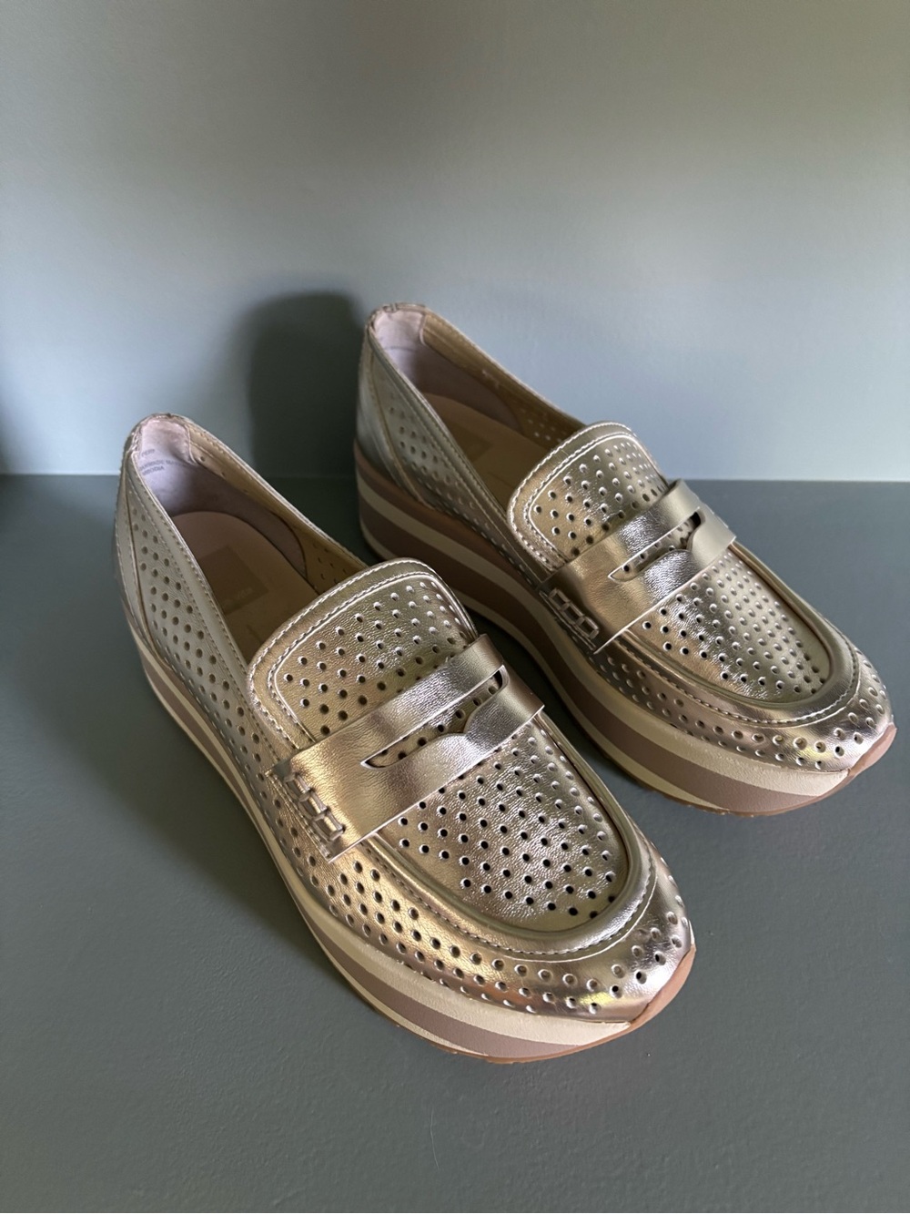 Dolce Vita Janine Metallic Gold Platform Loafers - Women Sz 7M - Picture 2 of 7